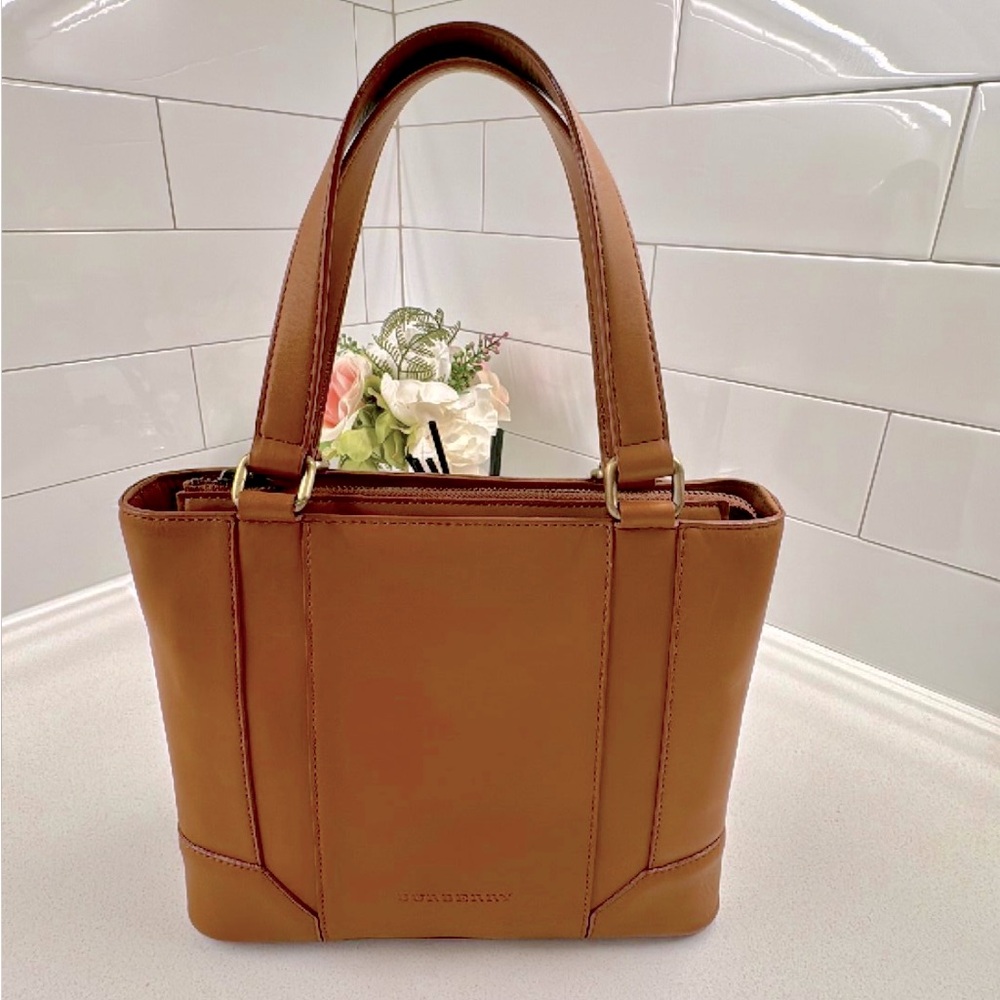 Burberry Pre-loved Tote